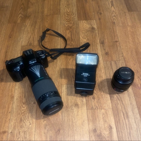 Minolta Maxxum 3xi Camera With Additional Pieces
